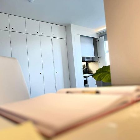 Apt 12 Luxury Living Chic Studio Steps From Beach Brighton Eksteriør bilde