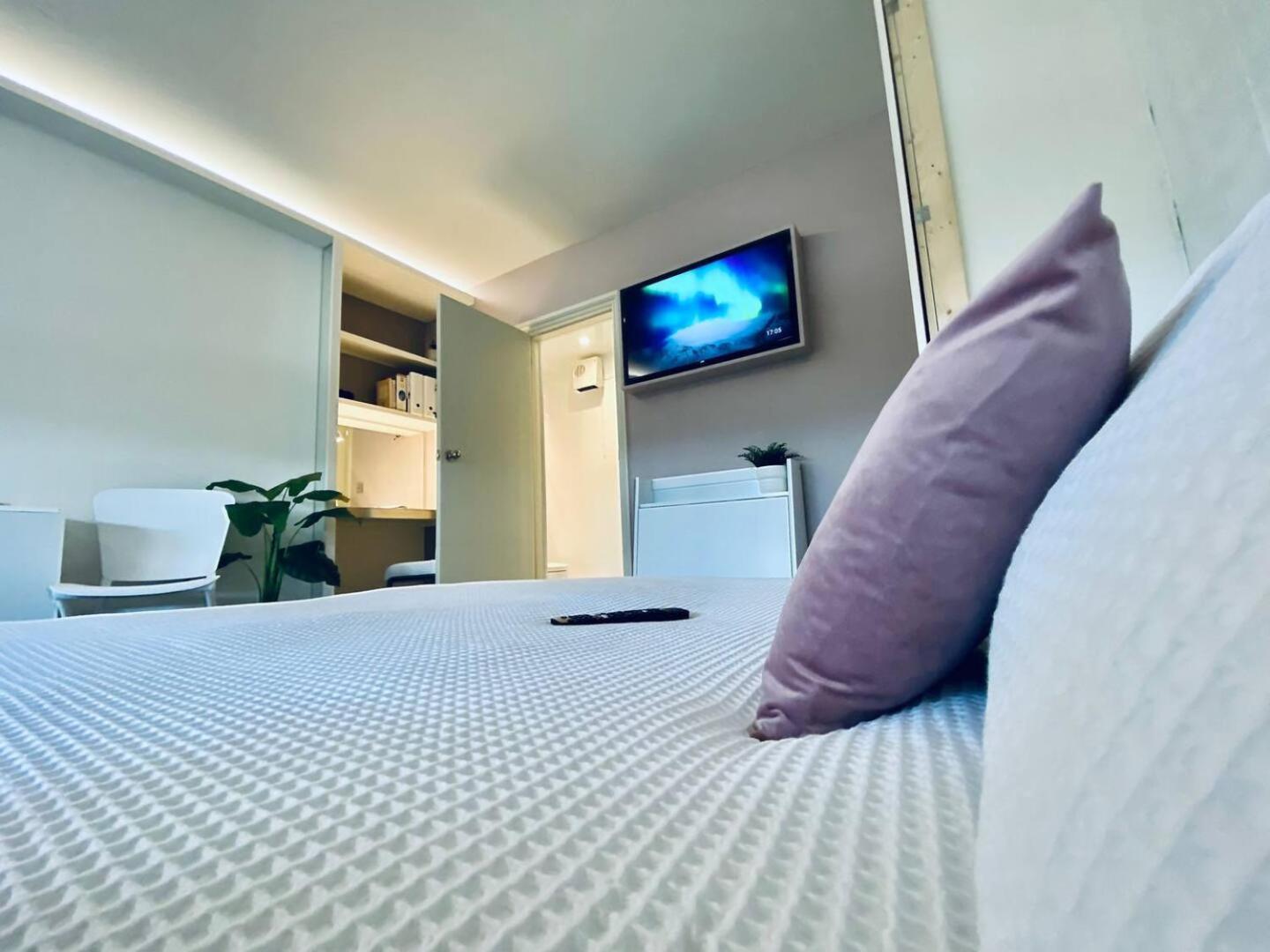 Apt 12 Luxury Living Chic Studio Steps From Beach Brighton Eksteriør bilde