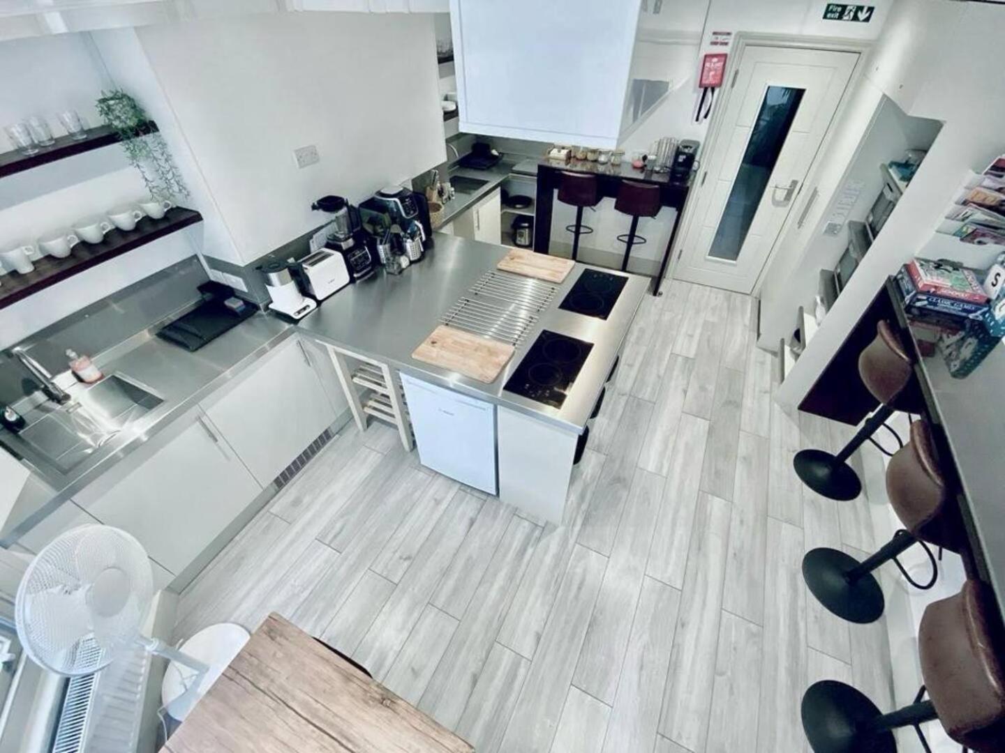 Apt 12 Luxury Living Chic Studio Steps From Beach Brighton Eksteriør bilde