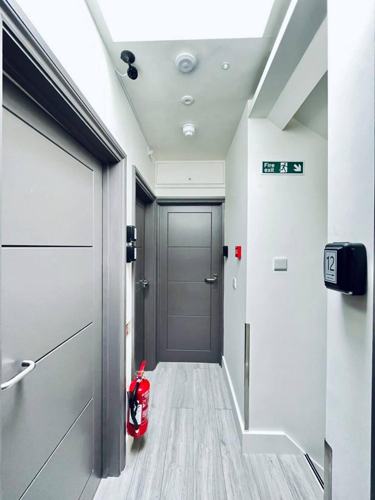 Apt 12 Luxury Living Chic Studio Steps From Beach Brighton Eksteriør bilde