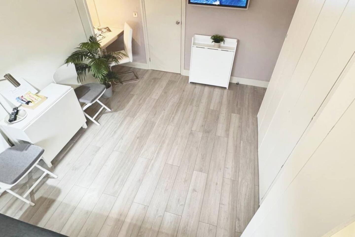 Apt 12 Luxury Living Chic Studio Steps From Beach Brighton Eksteriør bilde